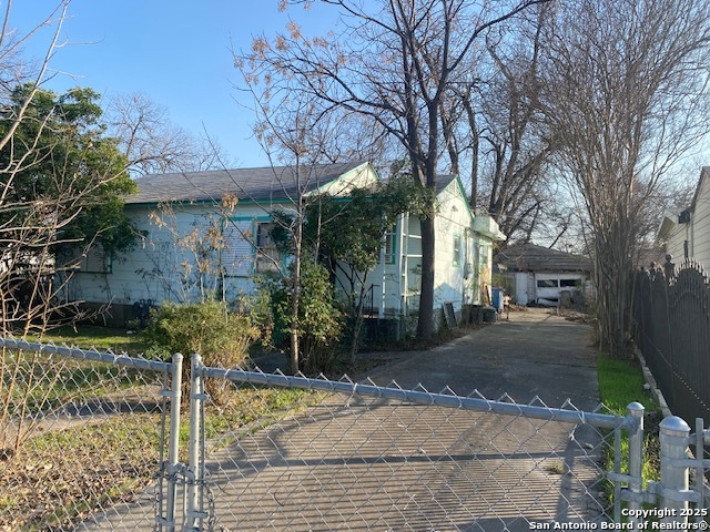 134 Elmo Ave Property Photo