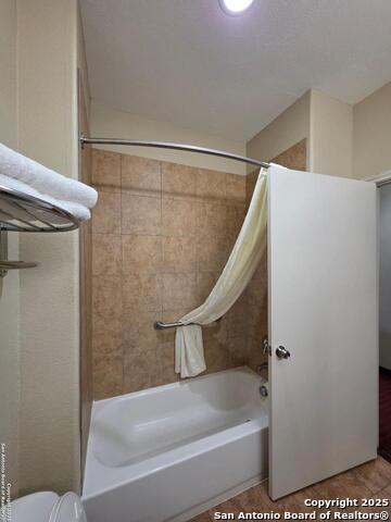 949 W Main St Property Photo 6