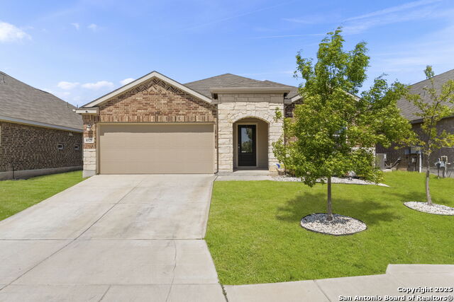 8525 Norias Wheel Property Photo 3