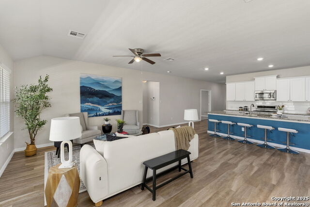 8525 Norias Wheel Property Photo 16