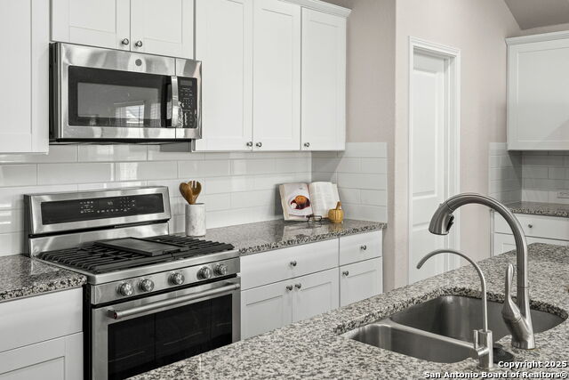 8525 Norias Wheel Property Photo 21