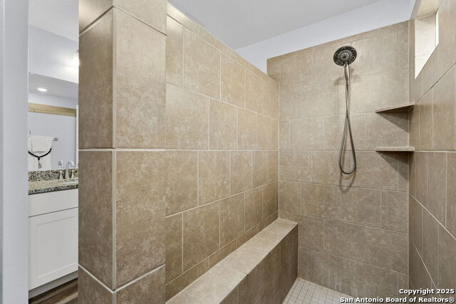 8525 Norias Wheel Property Photo 27