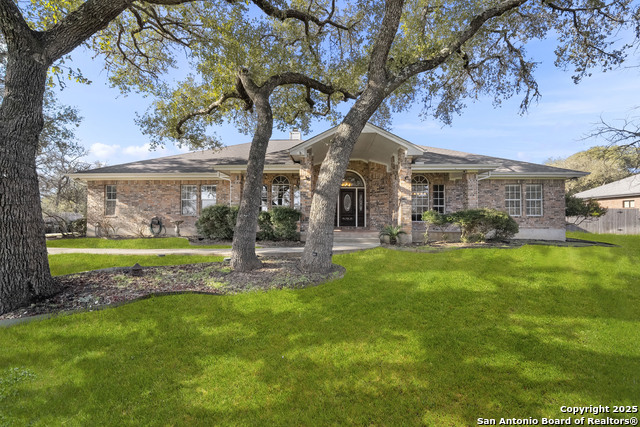 725 Willow Ridge Property Photo 1