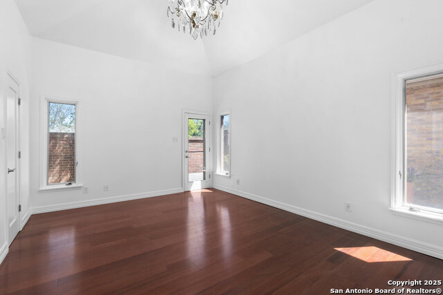 1328 Patio Dr Property Photo 24