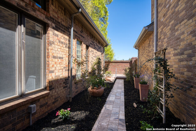 1328 Patio Dr Property Photo 30