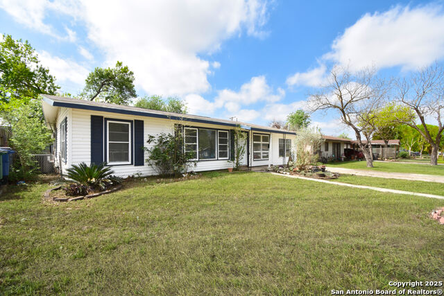 466 E Palfrey Property Photo 1