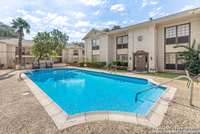 165 W Rampart Dr Property Photo 2