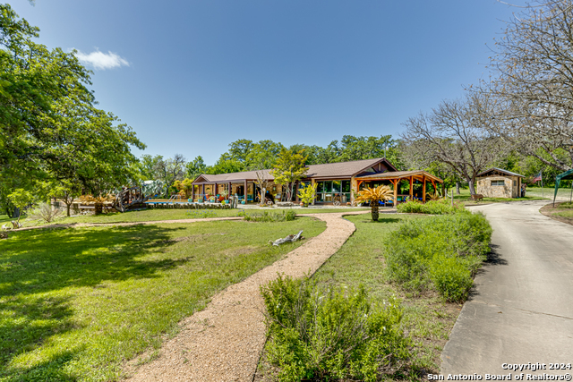 8651 Bindseil Ln Property Photo 1