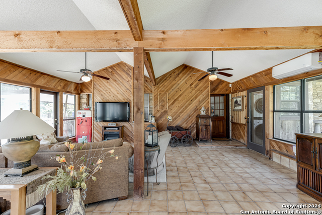 8651 Bindseil Ln Property Photo 21