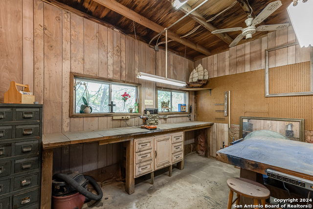 8651 Bindseil Ln Property Photo 33