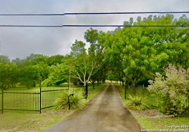 8651 Bindseil Ln Property Photo 48