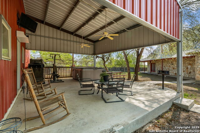 360 Private Road 4619 Property Photo 31