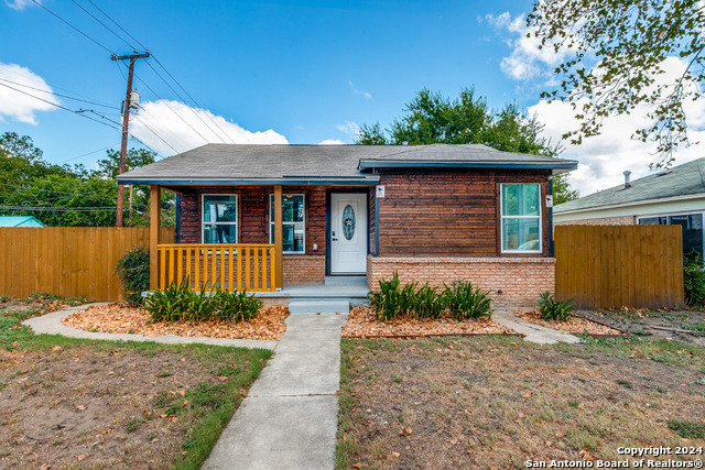 259 Drake Ave Property Photo