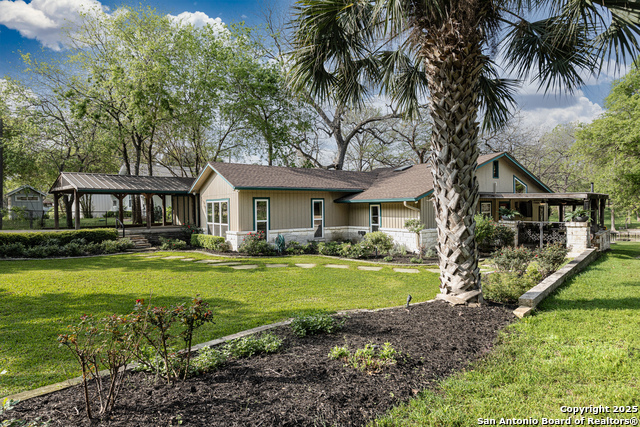 242 Rosewood Trl Property Photo