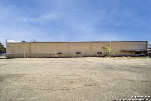 506 Portland Property Photo 8