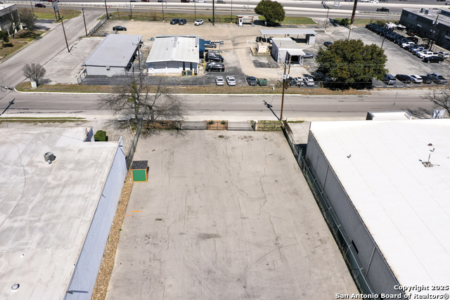 506 Portland Property Photo 12