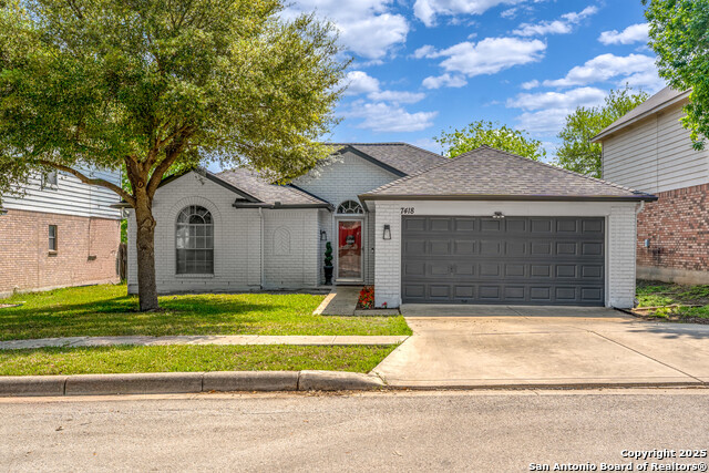 7418 Rocky Trail Property Photo