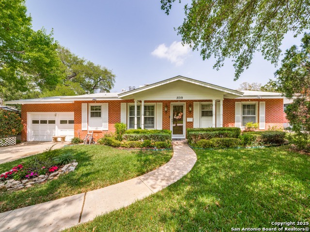 2019 Flamingo Property Photo 1