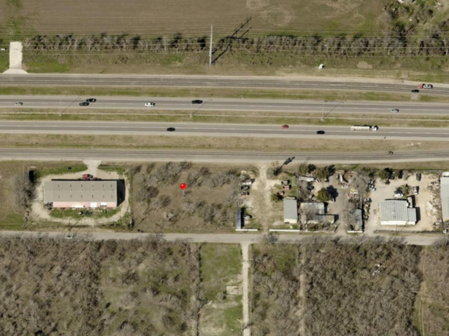 1700 E Chavaneaux Property Photo 2