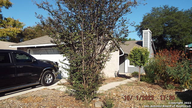 8032 Laurel Bend Property Photo