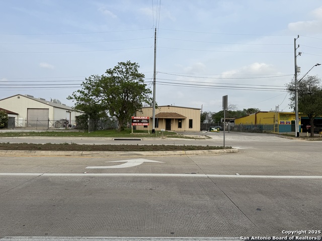 2510 Sw 36th St Property Photo 2