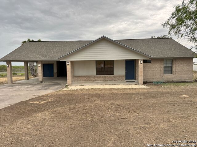 136 Lakeview Trace Property Photo 1