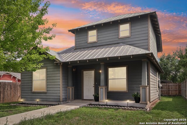 602 W Euclid Property Photo 1