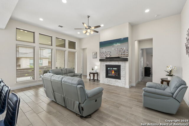 9024 Beacon Ridge Property Photo 10