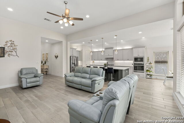 9024 Beacon Ridge Property Photo 12