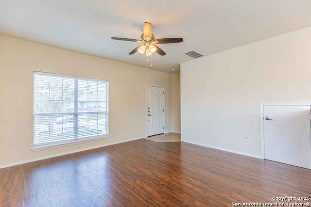 6403 Heathers Run Property Photo 8