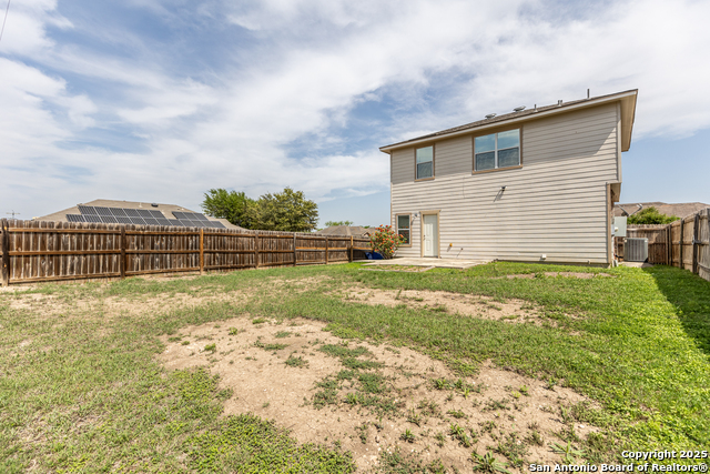 6403 Heathers Run Property Photo 33