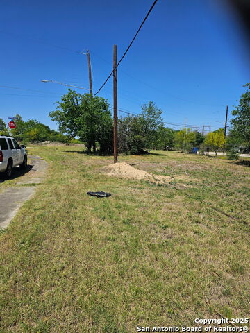 : Wheatley Heights Real Estate Listings Main Image