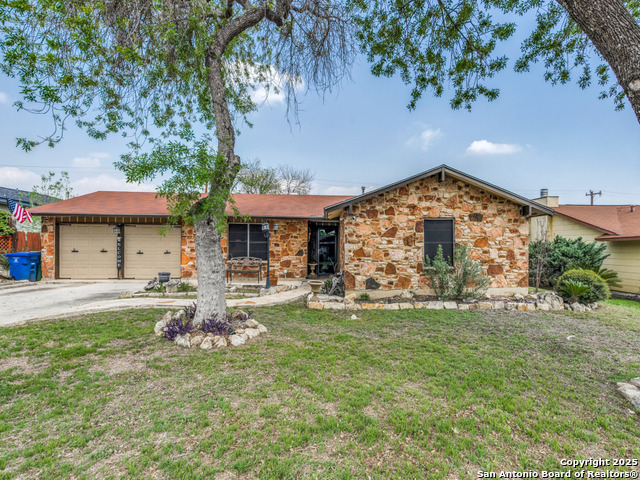 2118 Cedar Run Dr Property Photo