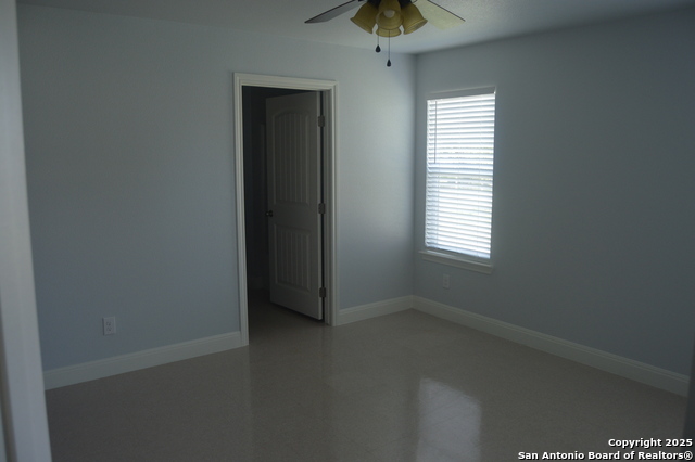 14848 Lytle Somerset Property Photo 5