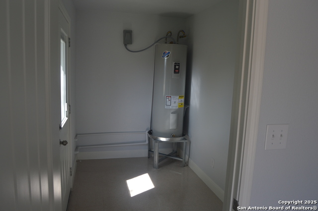 14848 Lytle Somerset Property Photo 8