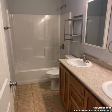 14848 Lytle Somerset Property Photo 13