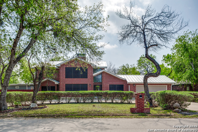11222 Link Property Photo