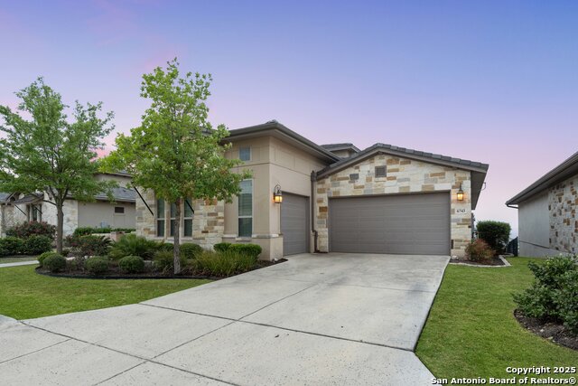 6743 Bella Colina Property Photo 4