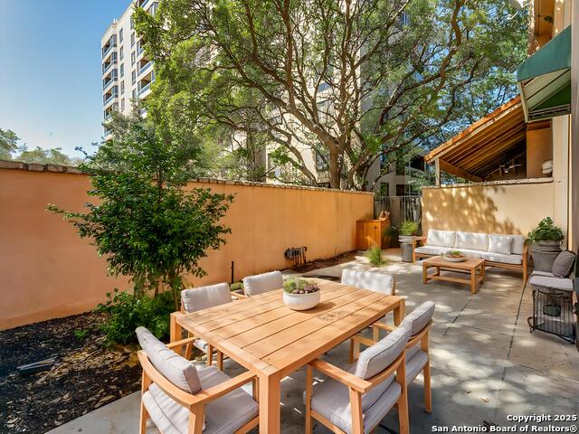 7897 Broadway Property Photo 22