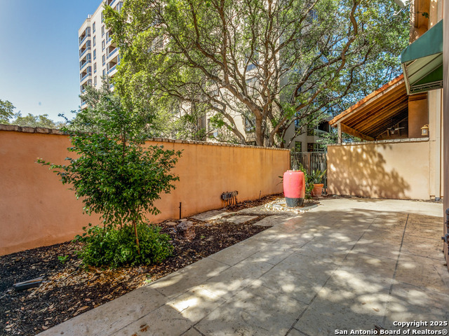 7897 Broadway Property Photo 23