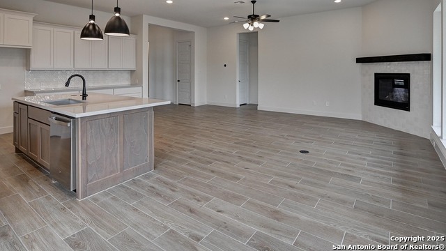 211 Boulder Creek Property Photo 14