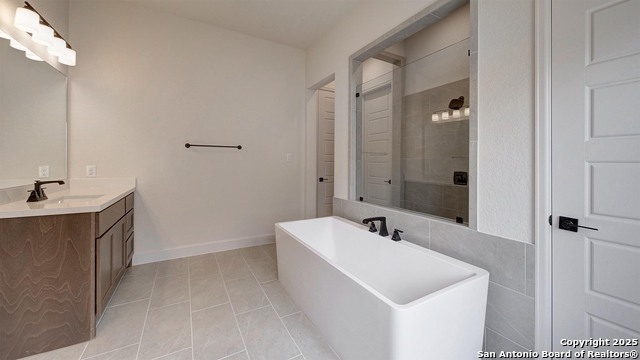 211 Boulder Creek Property Photo 17