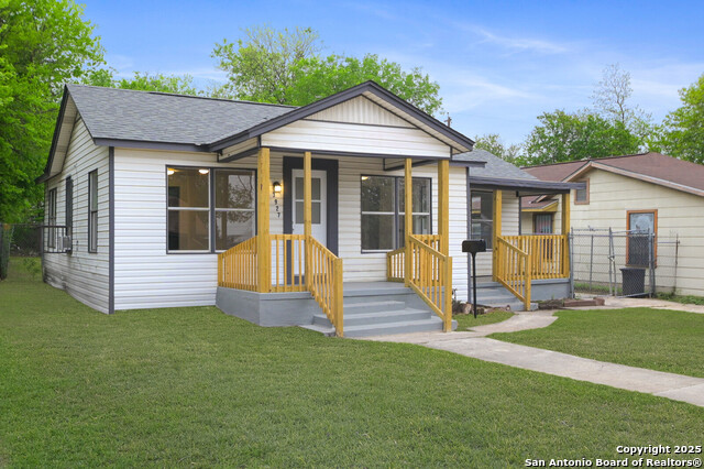 3927 W Houston Property Photo 1