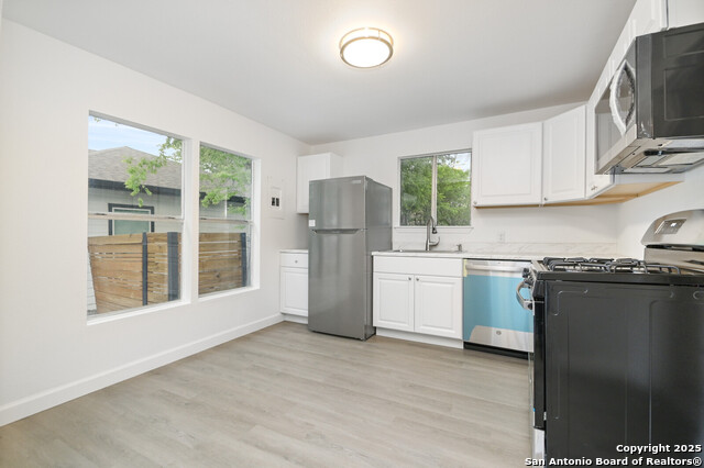 3927 W Houston Property Photo 7