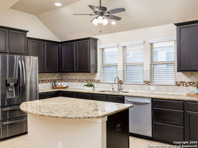 3620 Tor Lane Property Photo 7