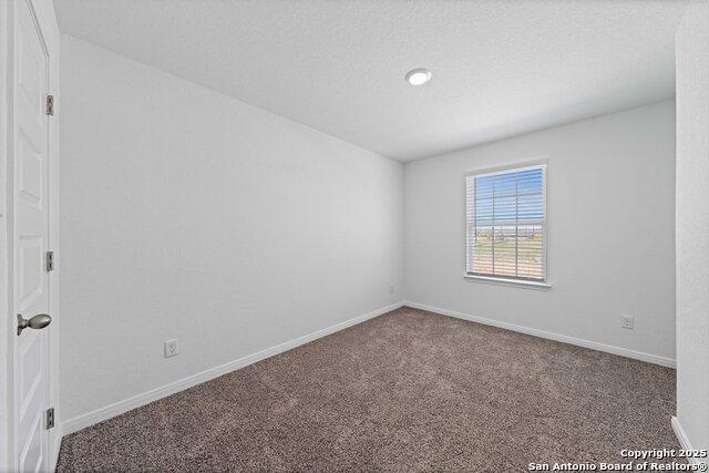 6010 Shashi Pl Property Photo 3