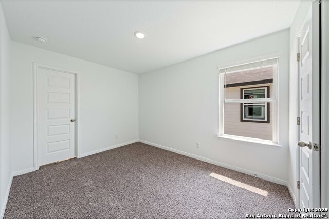 6010 Shashi Pl Property Photo 5