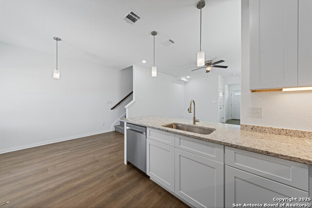 6010 Shashi Pl Property Photo 15