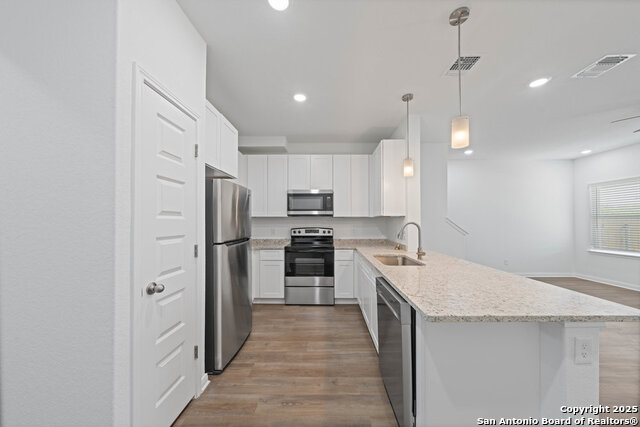 6010 Shashi Pl Property Photo 28