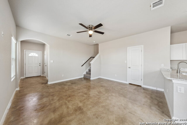 8030 Dial Ike Dr Property Photo 6